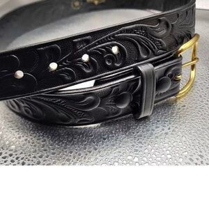 Boston black embossed leather belt with brass buckle Size 36 Made in USA